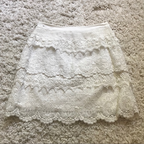 Abercrombie and Fitch white lace skirt 00 - Picture 3 of 3